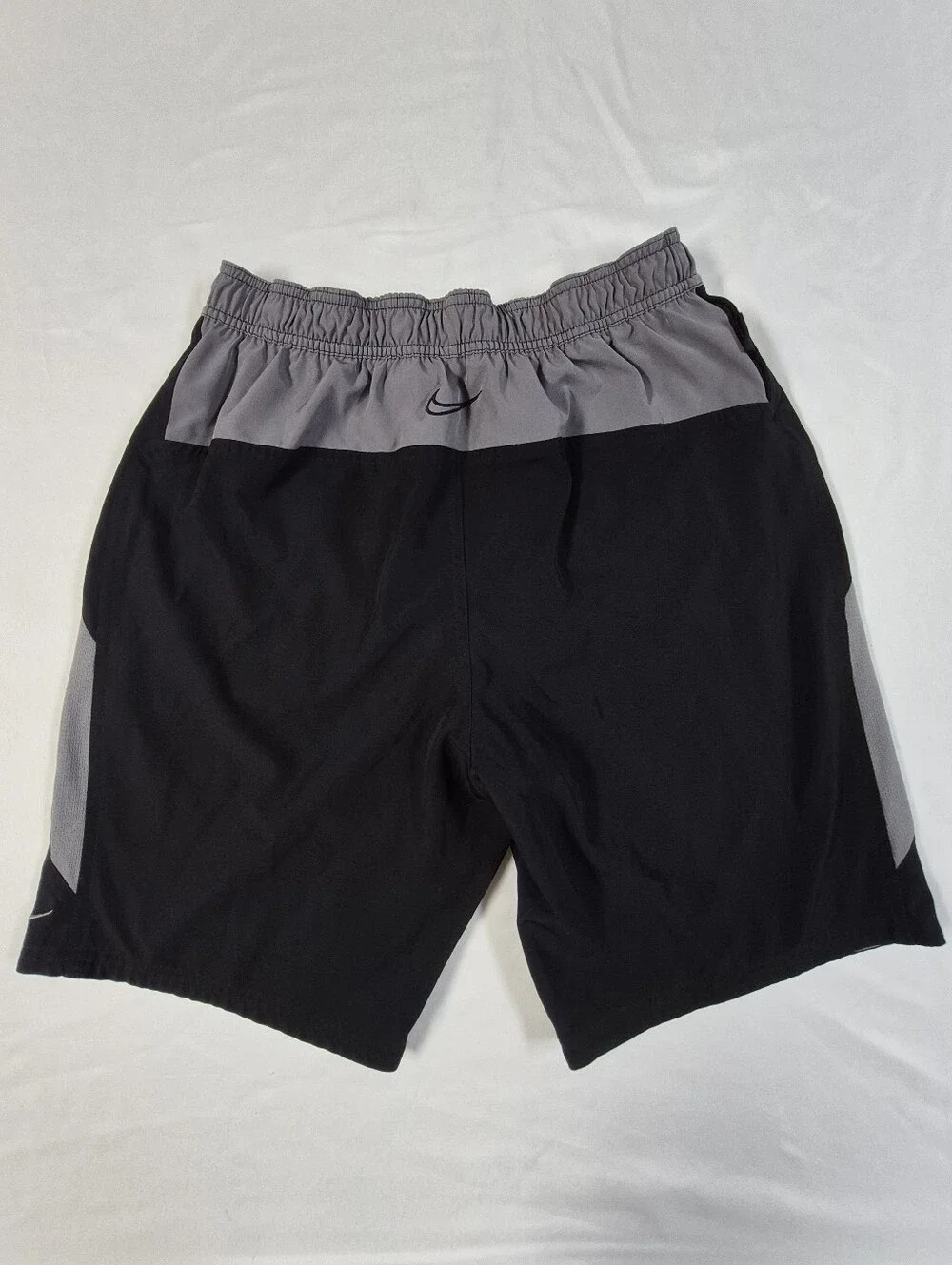 Nike Swim Shorts Mens M Black Pull On Elastic Waistband Stretch Board Shorts